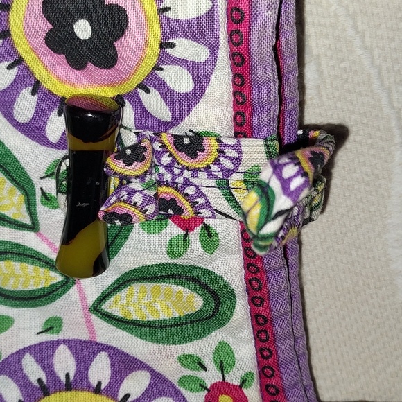 Retired Vera Bradley Cottagecore Tote Bag - Picture 13 of 14